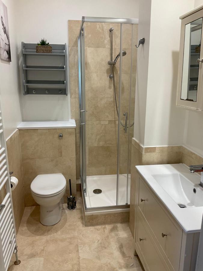 2 Bed Home From Home Apartment 41 런던 외부 사진