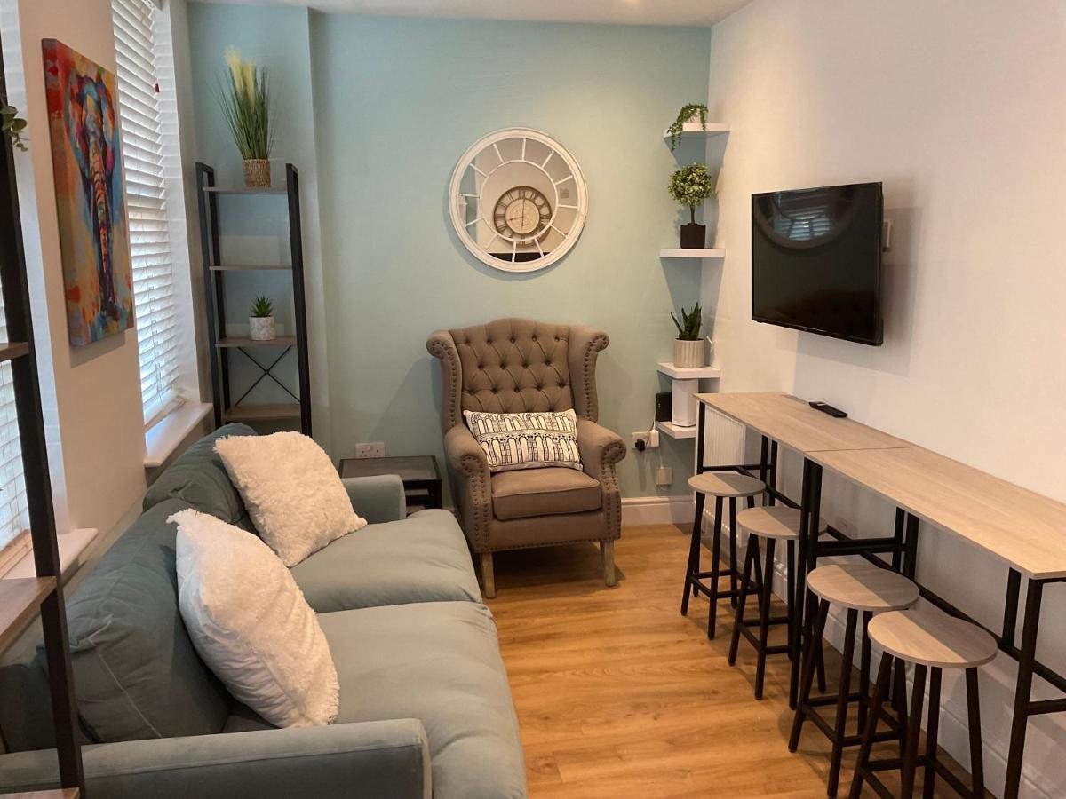 2 Bed Home From Home Apartment 41 런던 외부 사진