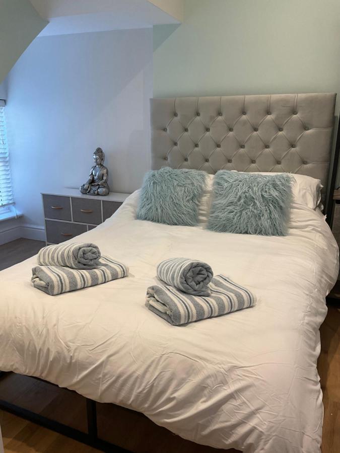 2 Bed Home From Home Apartment 41 런던 외부 사진