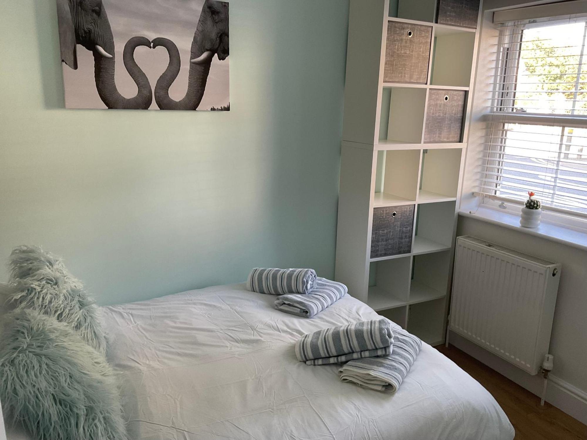 2 Bed Home From Home Apartment 41 런던 외부 사진