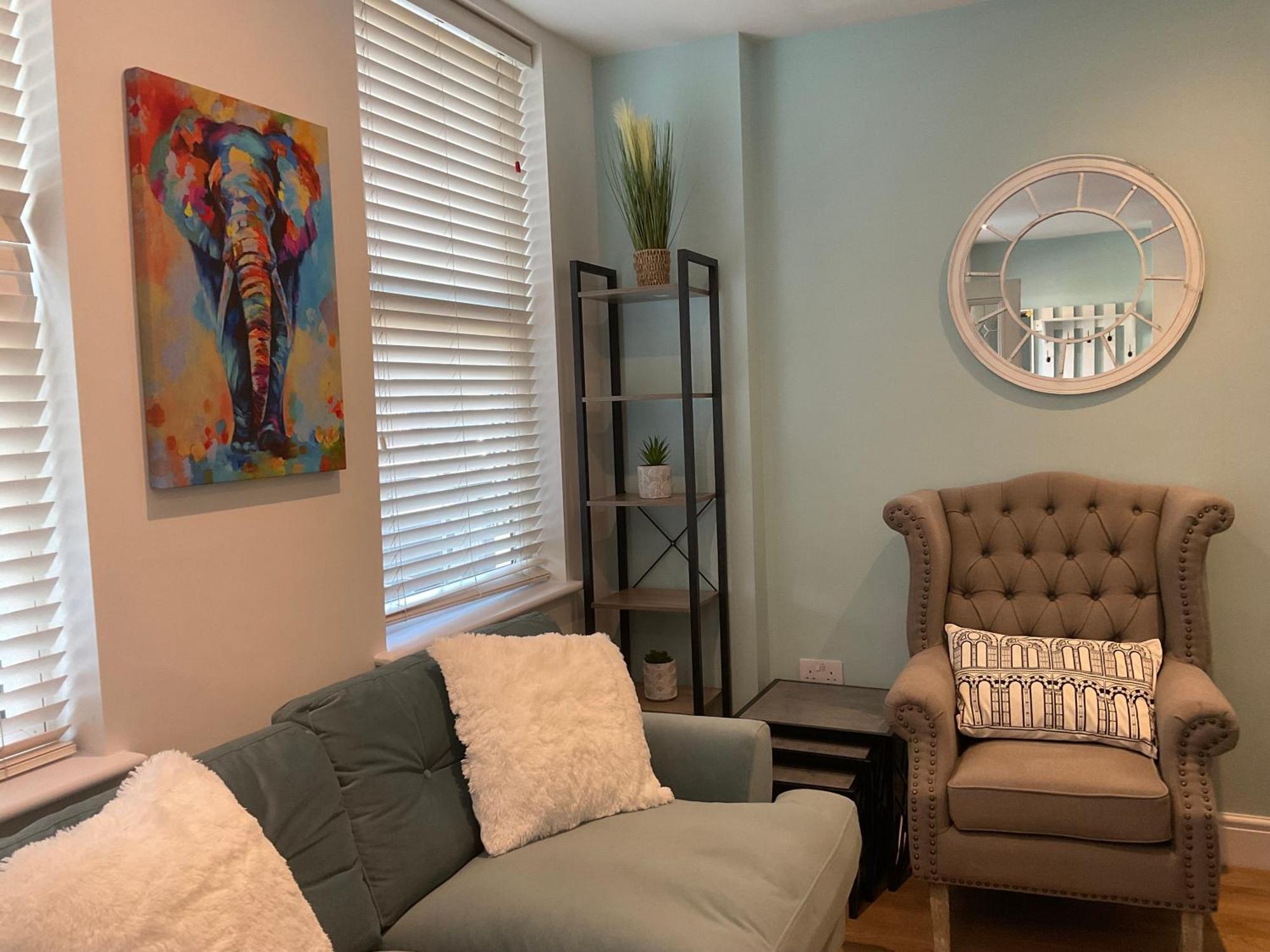2 Bed Home From Home Apartment 41 런던 외부 사진