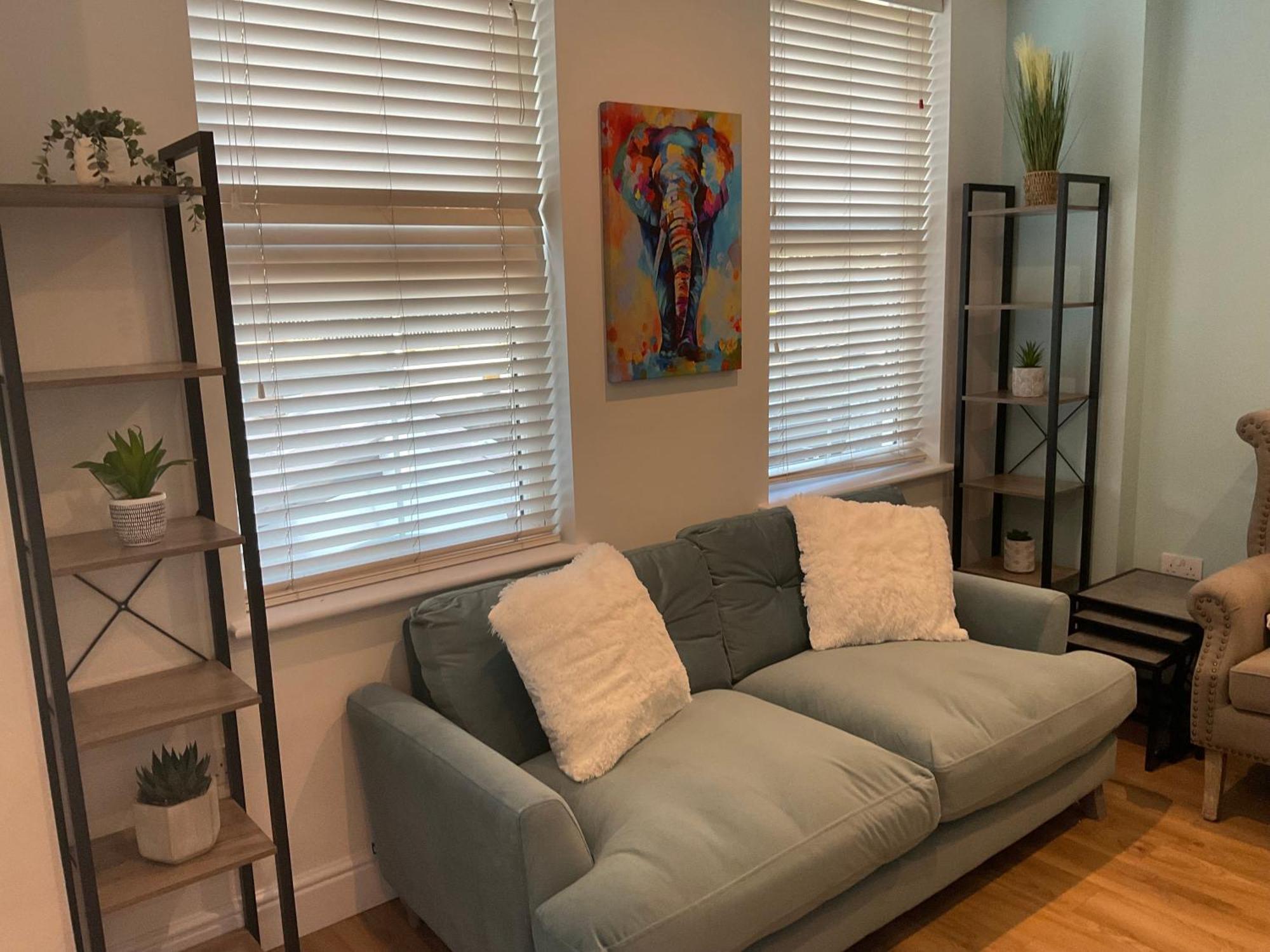 2 Bed Home From Home Apartment 41 런던 외부 사진